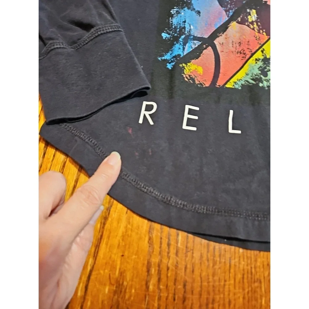 True Religion Black Long sleeve T Shirt W Graphics On Front (Stain & Hole (A752)